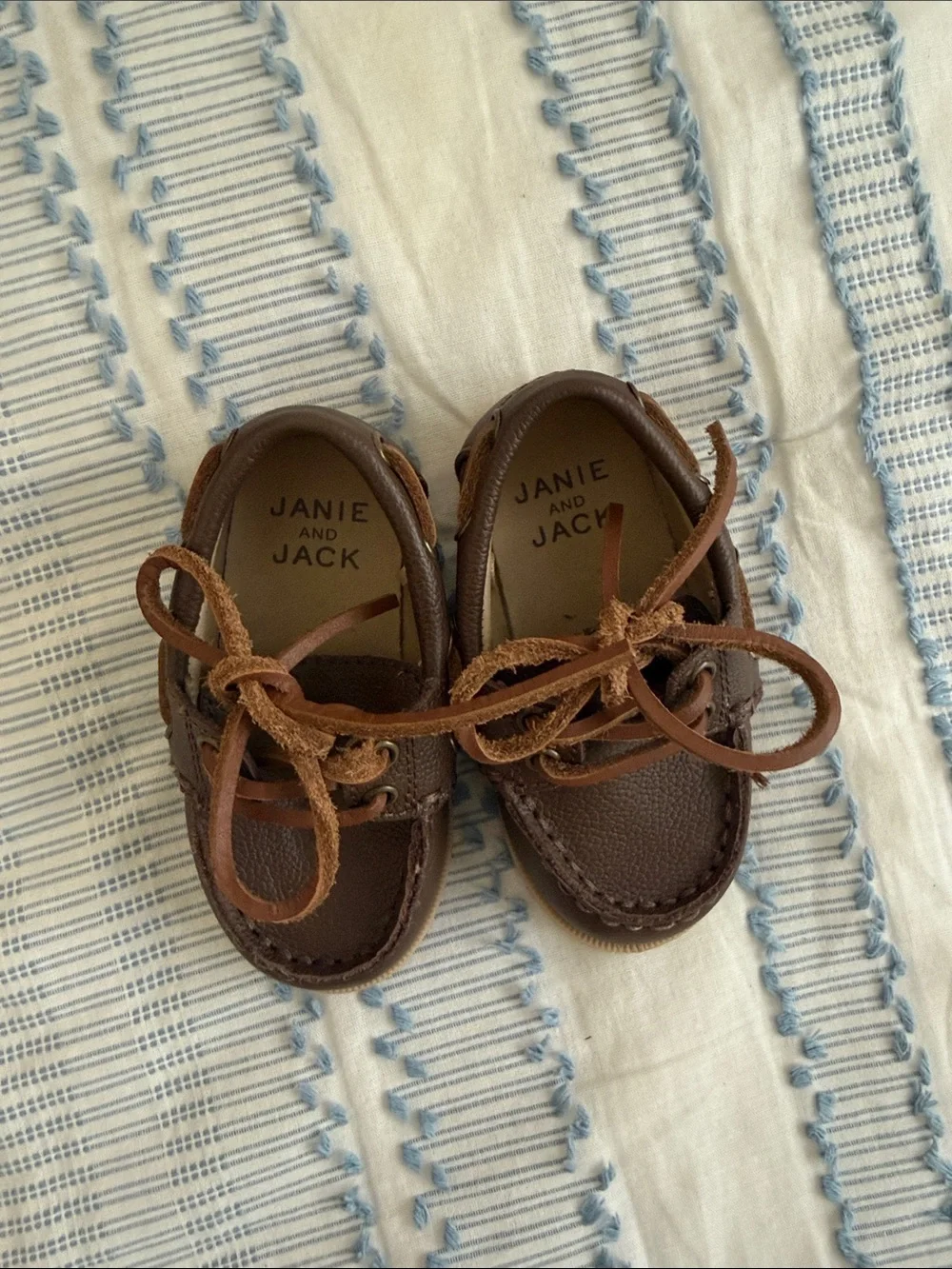 Janie and Jack Dark Brown Leather Lace-Up Boat Shoes - NEVER USED